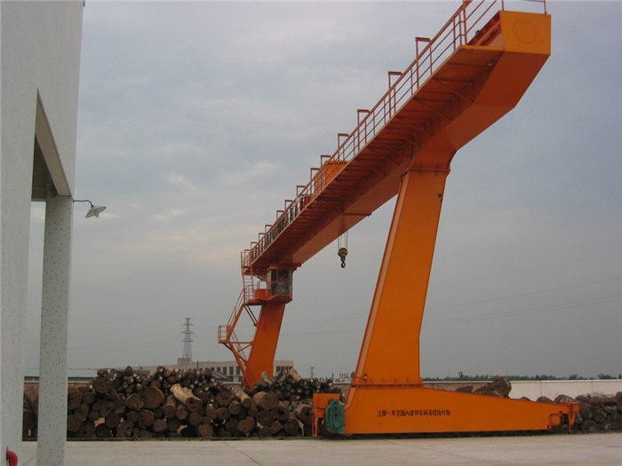 L型5t單主梁門(mén)式起重機(jī).jpg
